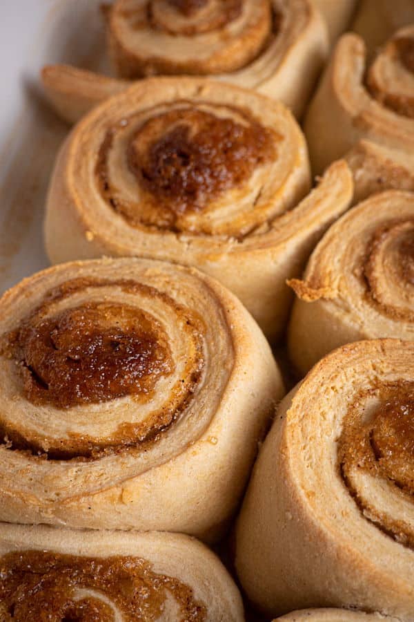 How to Make Cinnamon Rolls_19 Cinnamon buns.