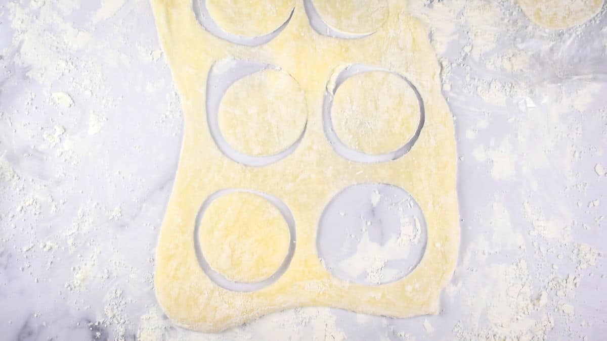 How to Make Mochi Ice Cream Step 6 Dough circles on floured surface.