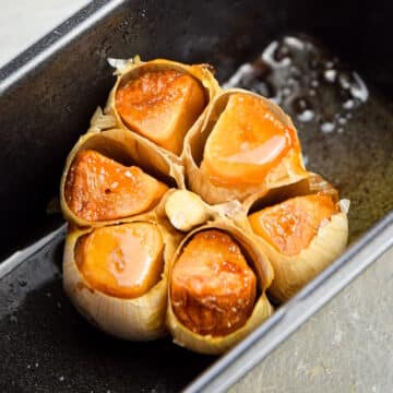 Roasted garlic head/bulb in tin.