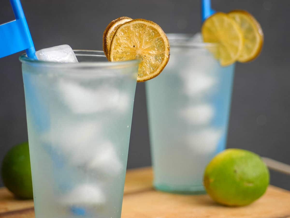 How to Candy Limes-Final 2 Candied limes as a garnish on cups.