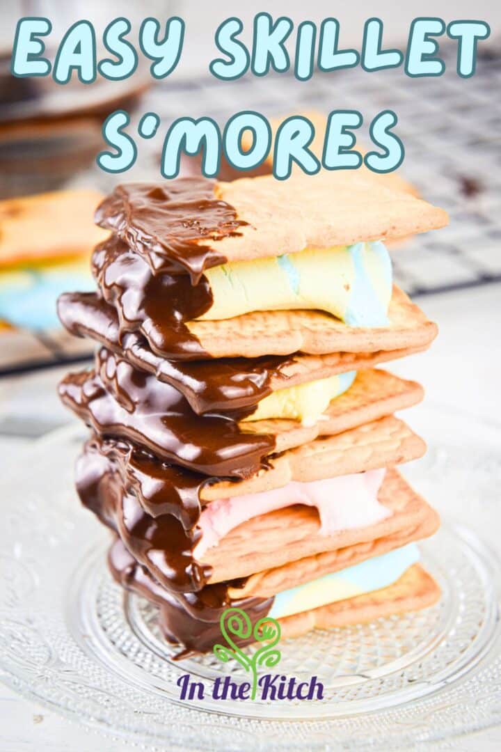 Skillet s'mores stacked on plate with text overlay that says 'easy skillet s'mores'.