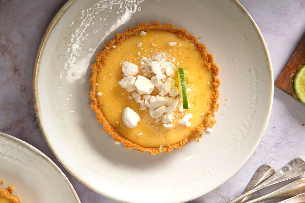 Key lime pie on plate.