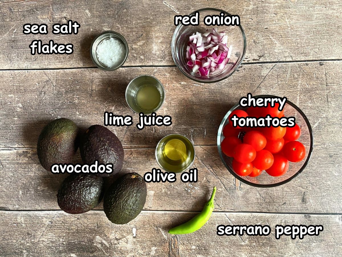 Grilled avocado ingredients labeled.