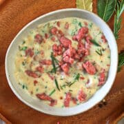Sawmill gravy in white bowl.