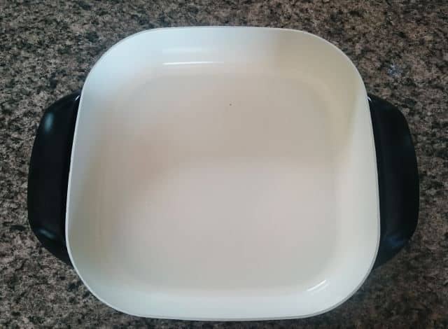 clean electric skillet Clean electric skillet.