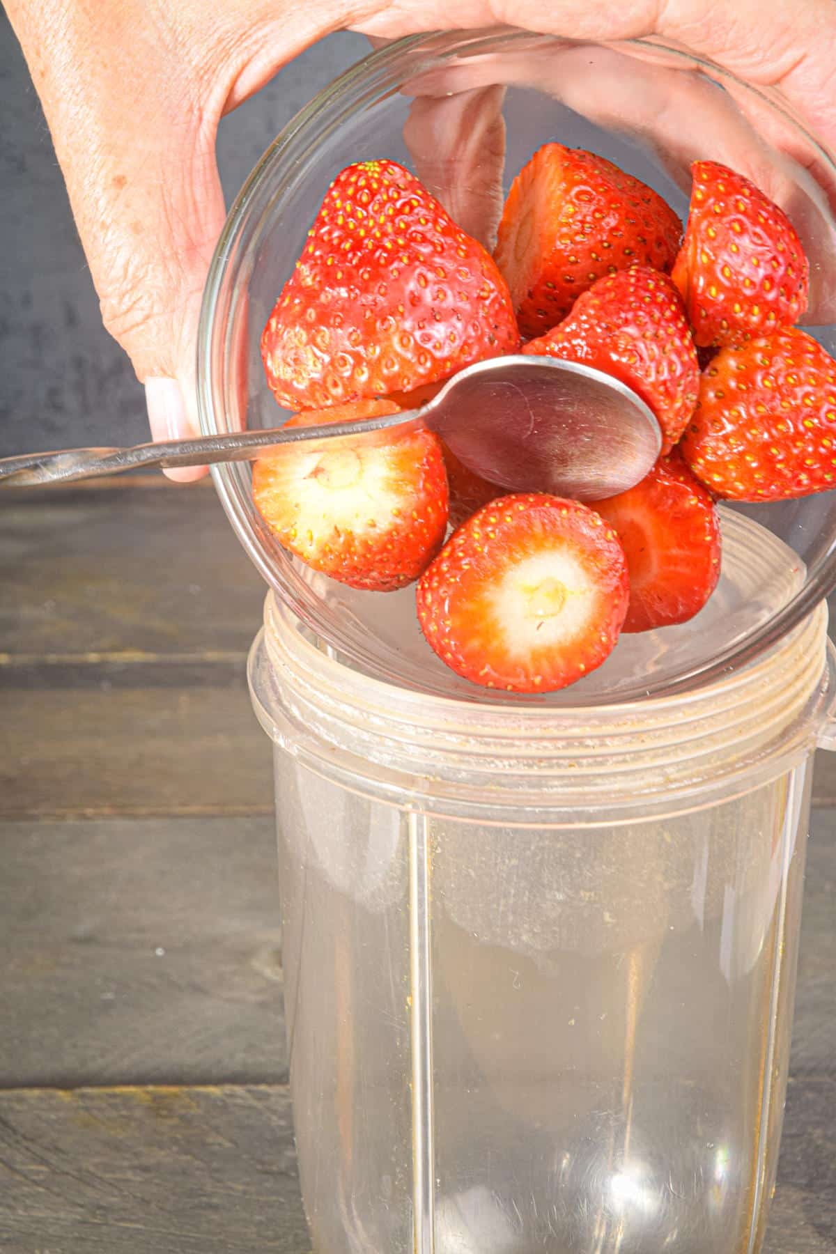 Strawberries in blender.