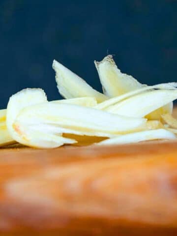 Sliced garlic.
